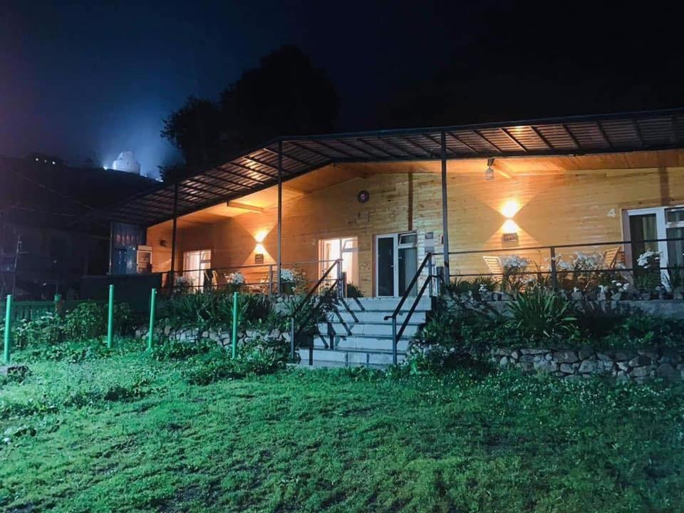 Hotel Tornisa Kazbegi מראה חיצוני תמונה